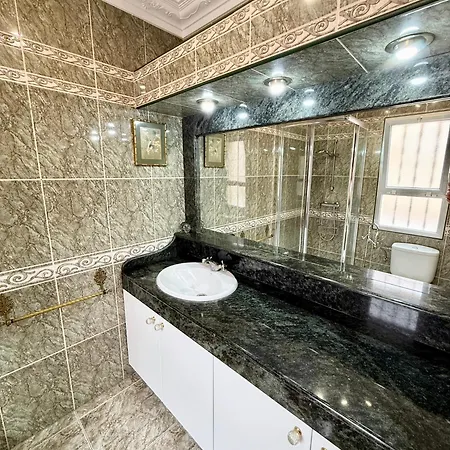 Violetta קיאו סלבאחה