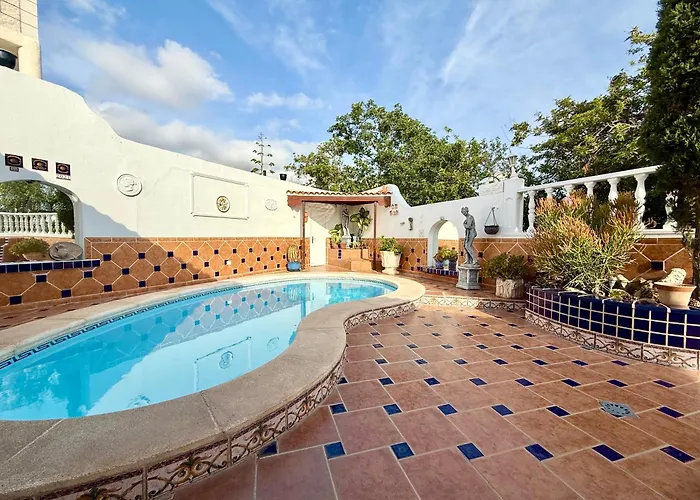 ヴィラ Violetta カジャオ・サルバヘ