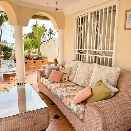 Violetta Callao Salvaje